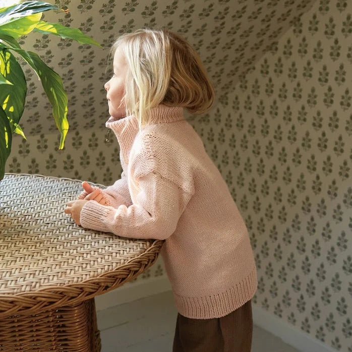 Garnkit: Matthew Sweater Junior fra Sandnes (opskrift + garn)