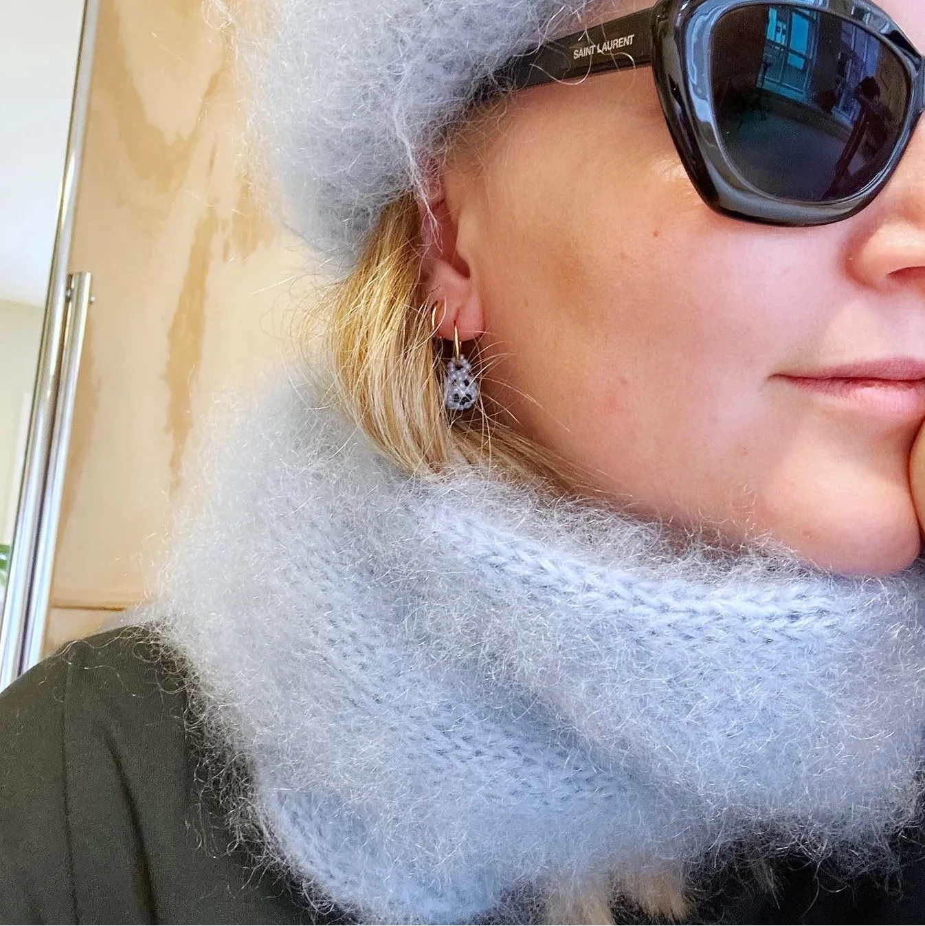 Garnkit: Fat Fur Boa af Spektakelstrik (opskrift + garn)