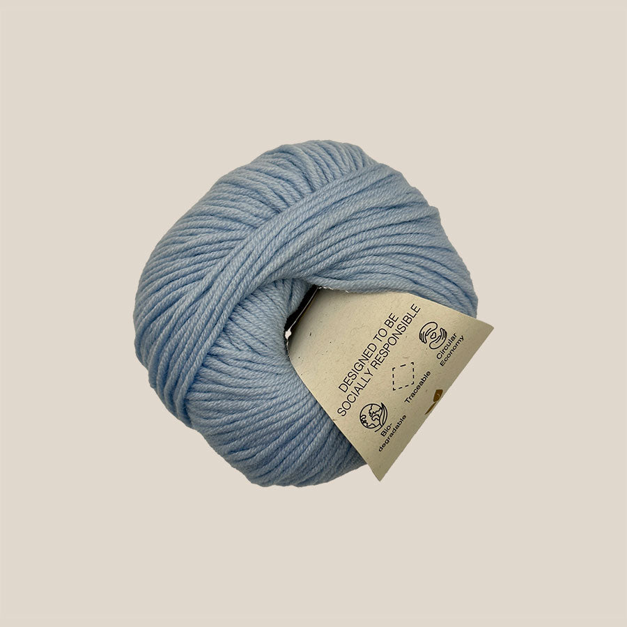 Pure merino 4 fra Better Yarn hos Den Lille Garnbiks. 100% blød merino uld. bæredygtigt garn