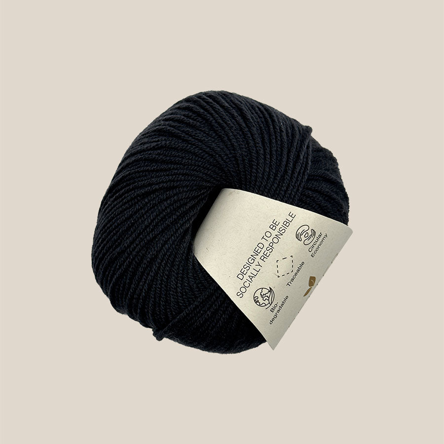 Pure merino 4 fra Better Yarn hos Den Lille Garnbiks. 100% blød merino uld. bæredygtigt garn