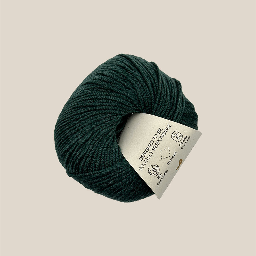 Pure merino 4 fra Better Yarn hos Den Lille Garnbiks. 100% blød merino uld. bæredygtigt garn