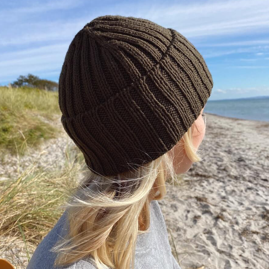 Garnkit: Hipsterhuen af PetiteKnit (garn + opskrift)