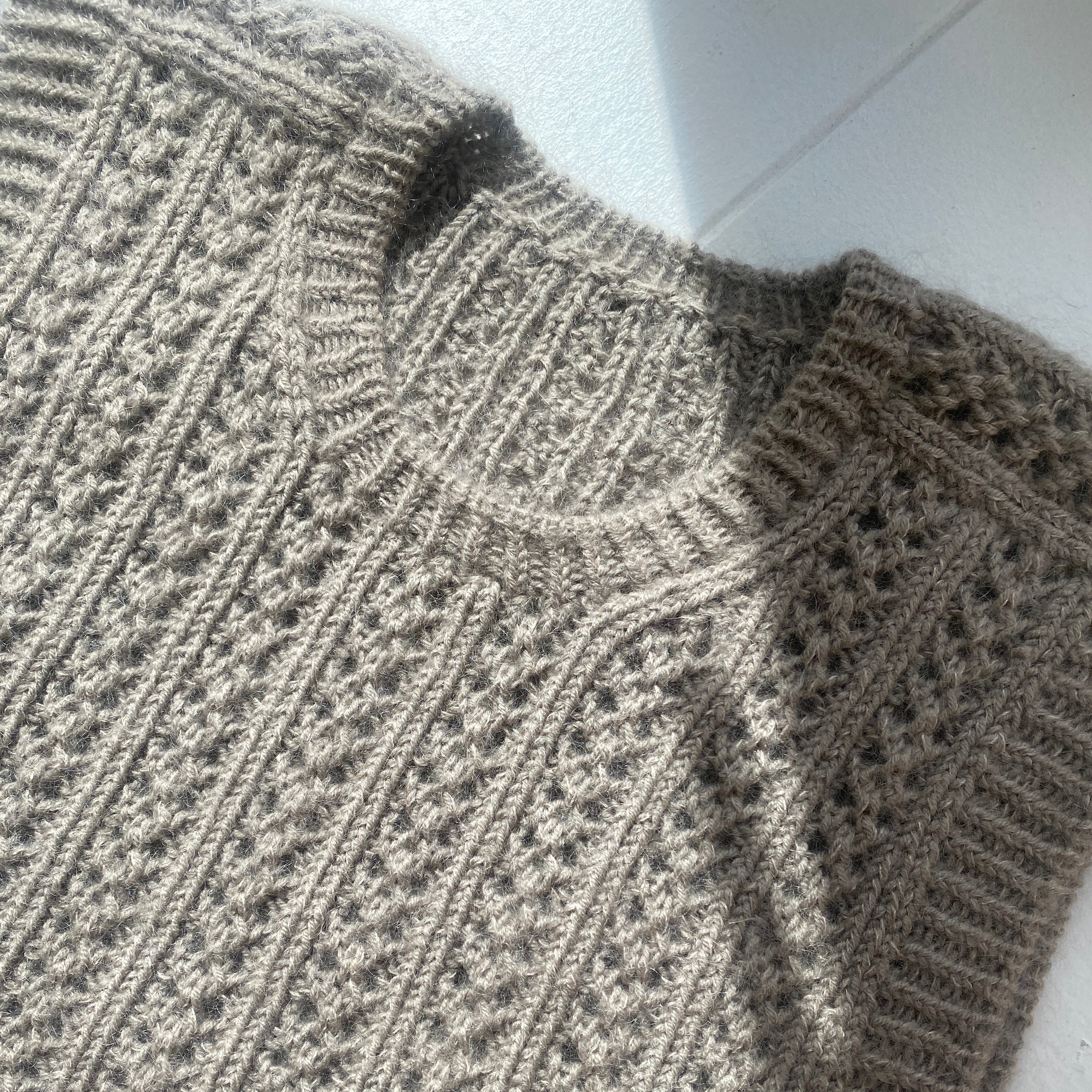 Vik slipover fra KnitVik