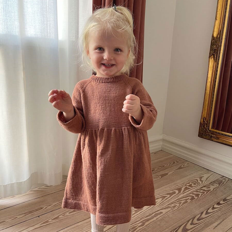 Karlas Kjole, Fysisk opskrift