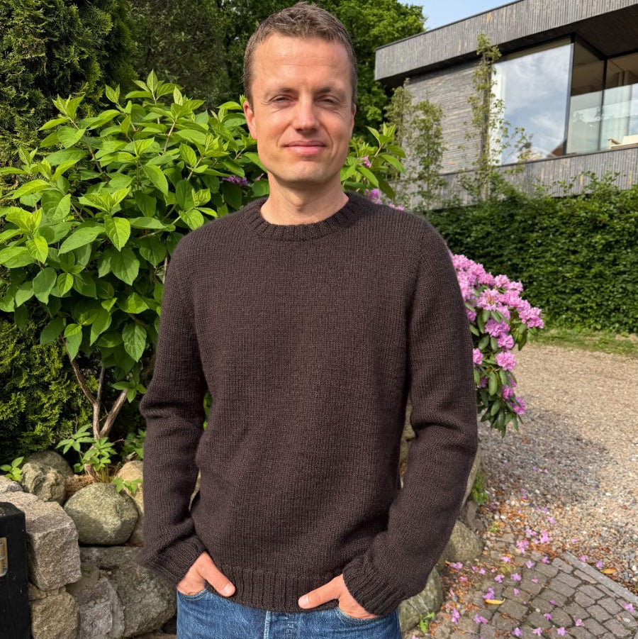 Garnkit: Niels sweater af Petiteknit (opskrift + garn)