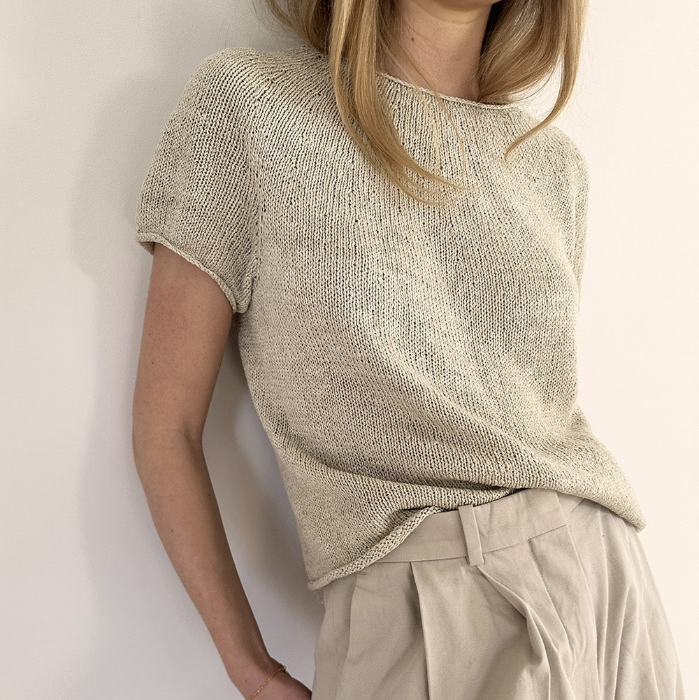 Garnkit: Plain Yoke Tee 22 af Lene Holme Samsøe (opskrift + garn)