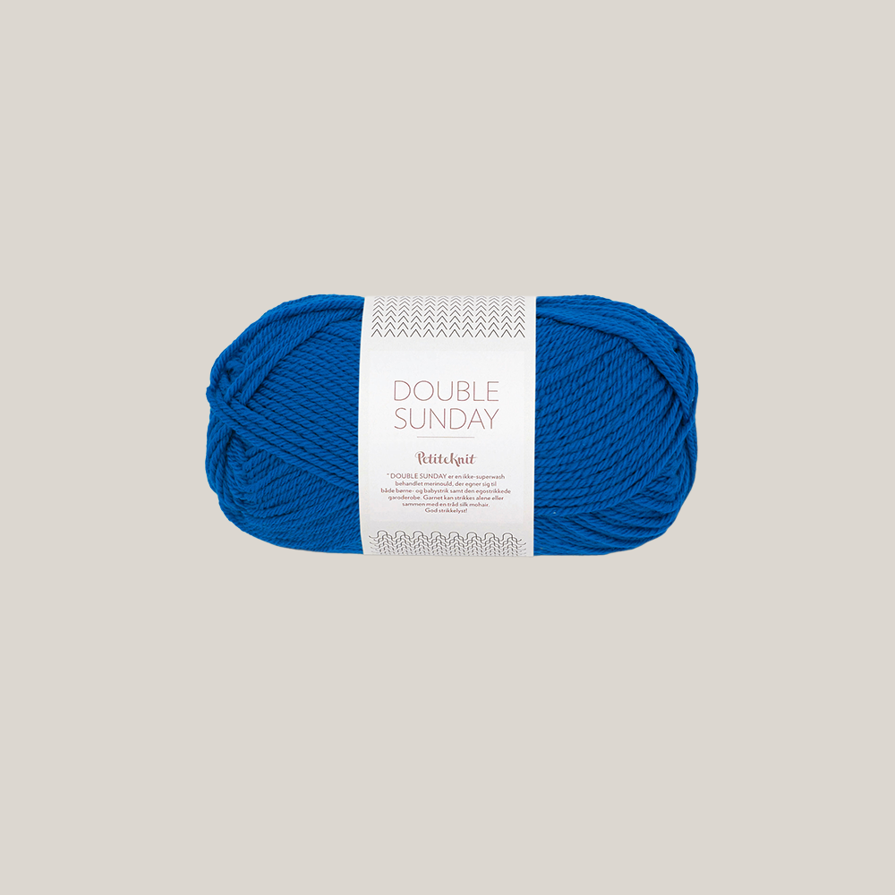 Double sunday fra Sandnes Garn. 100% merino. Køb det hos Den Lille Garnbiks. 108 meter på 50 gram. Strikkepind 3,5 millimeter til 4,5 millimeter. Farve 6046