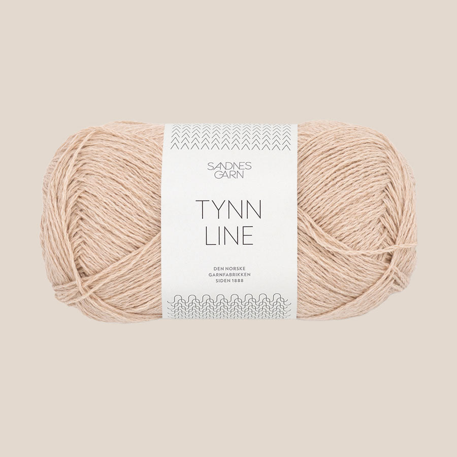 Garnkit: Cloud top af Petiteknit (opskrift + garn)