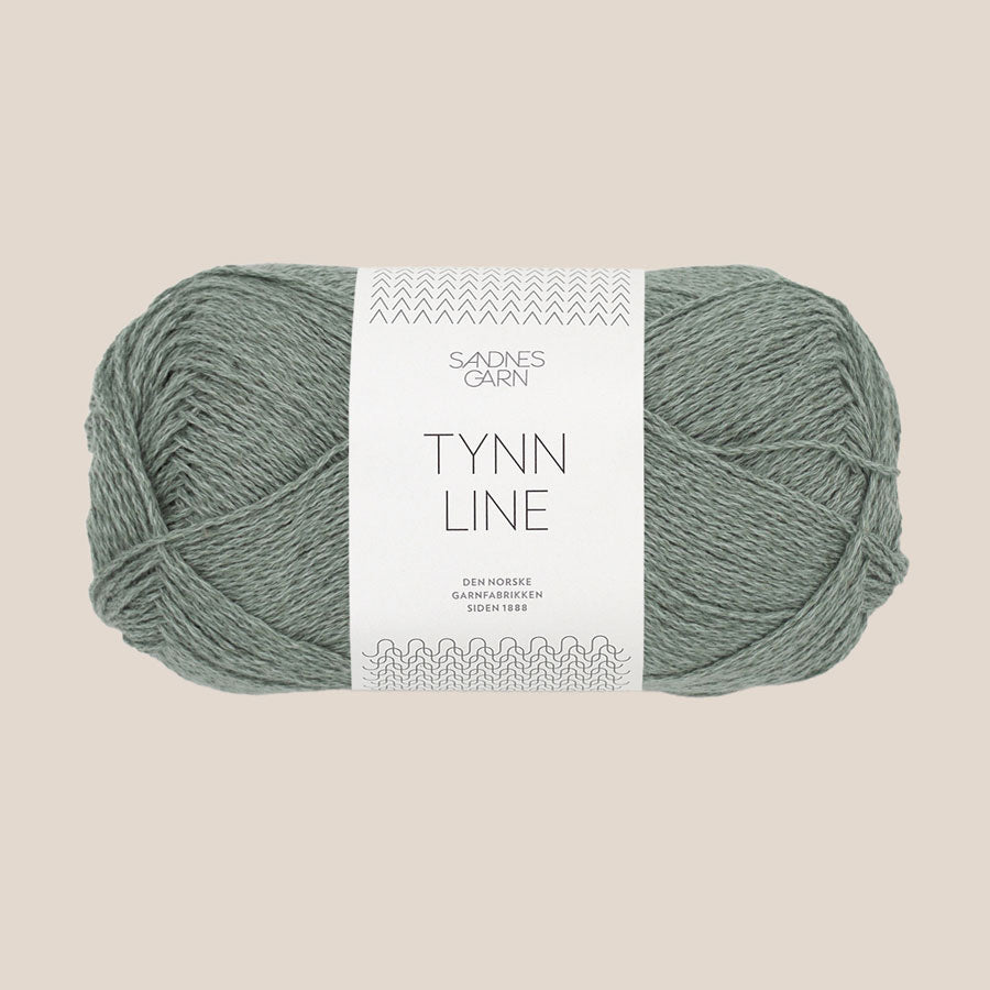 Garnkit: Cloud top af Petiteknit (opskrift + garn)