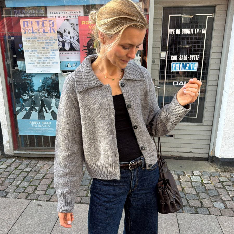 Garnkit: Petra Jacket af Petiteknit (opskrift + garn)