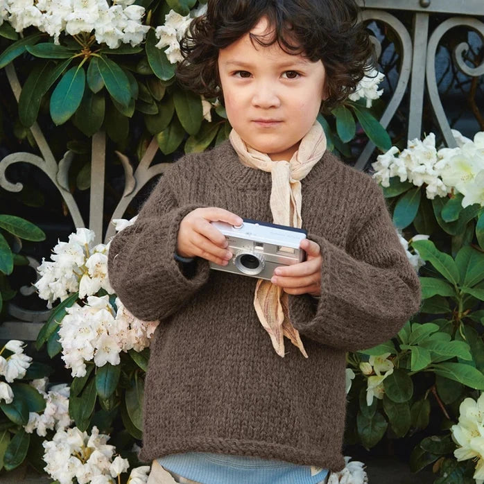 Garnkit: Kinsley Sweater Junior fra Sandnes (opskrift + garn)