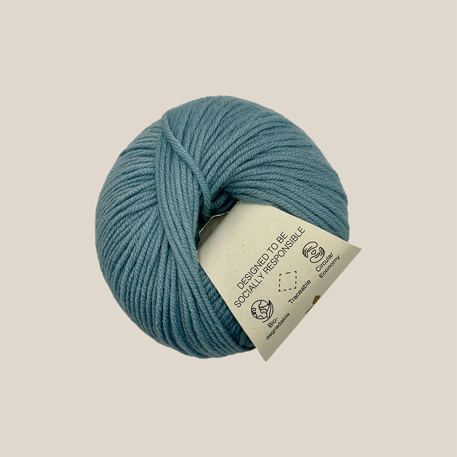 Pure merino 4 fra Better Yarn hos Den Lille  Garnbiks. 100% blød merino uld. bæredygtigt garn