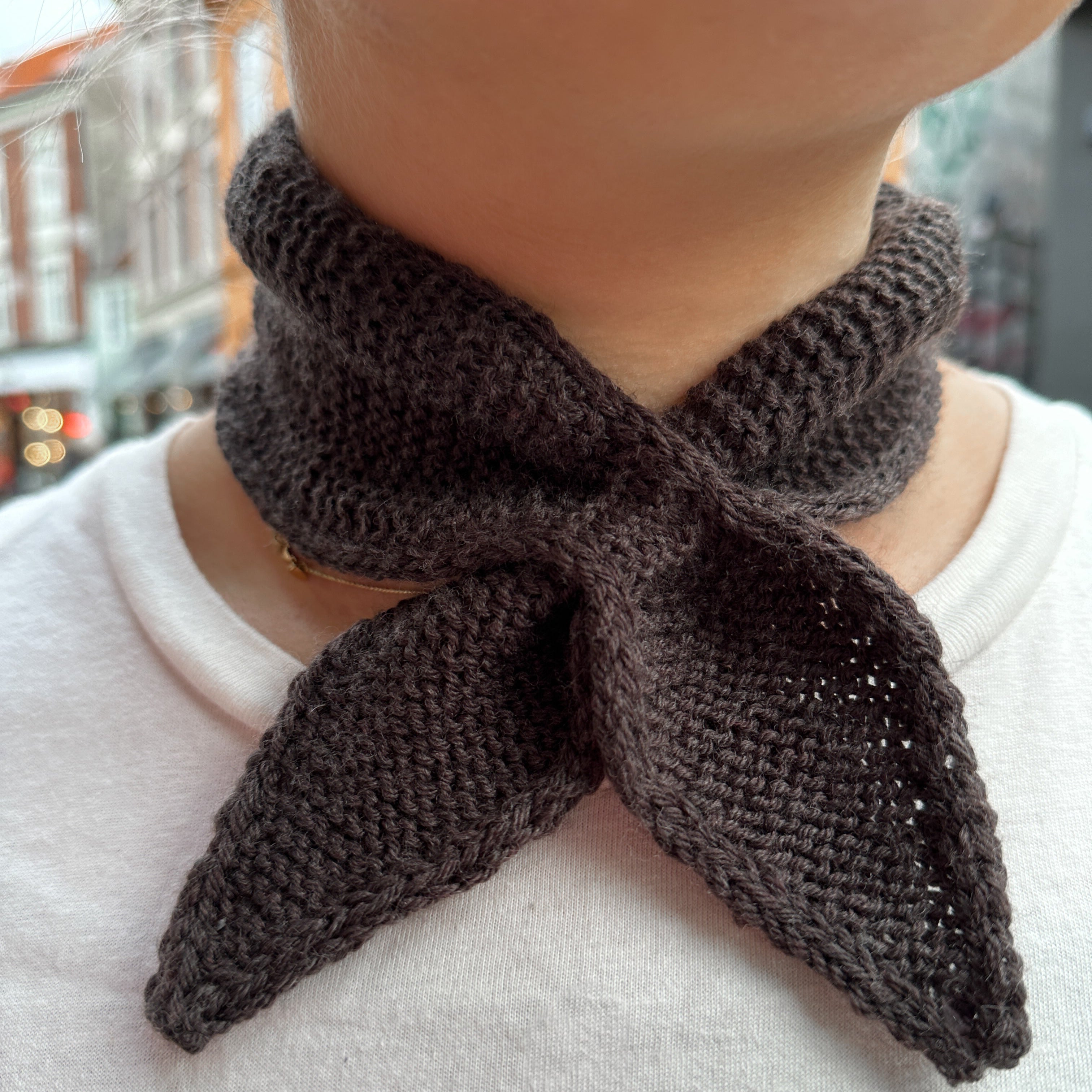 Garnkit: Ella scarf af KnitVik (opskrift + garn)