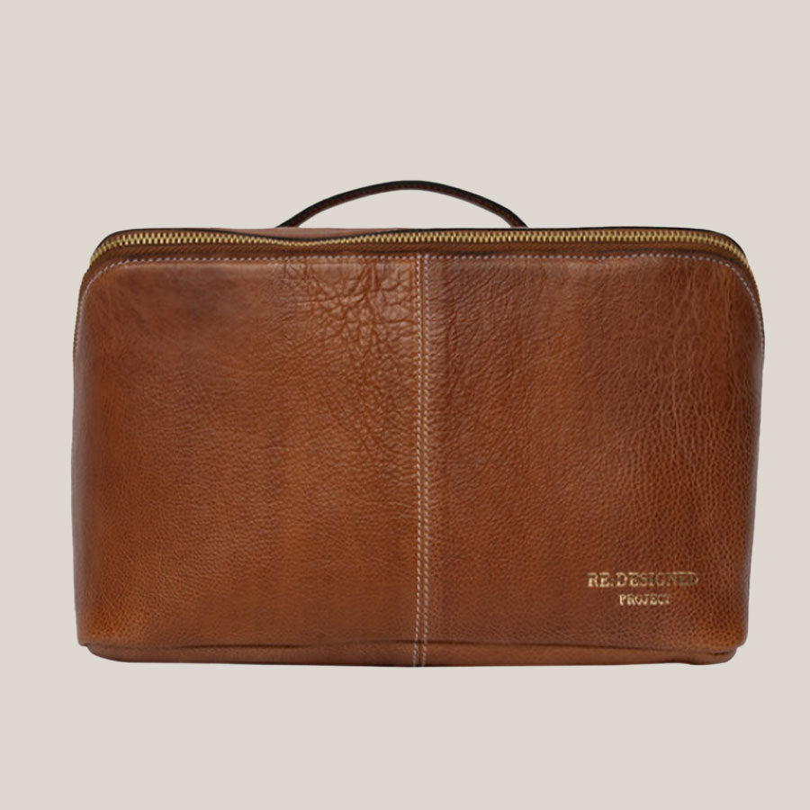 Re.designed Projekt 10 - stor strikketaske til opbevaring af garn, strikkepinde og tilbehør i farven Valnød