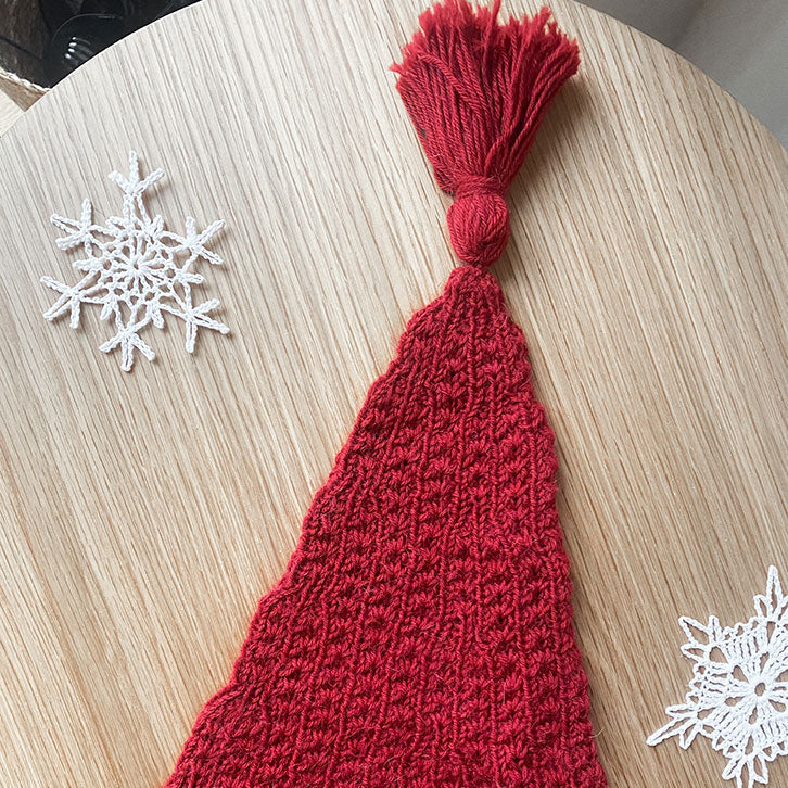 Bellis julehue garnkit, strikkeopskrift fra kntivik, den lille garnbiks, garn fra Better Yarn, Pure merino 4