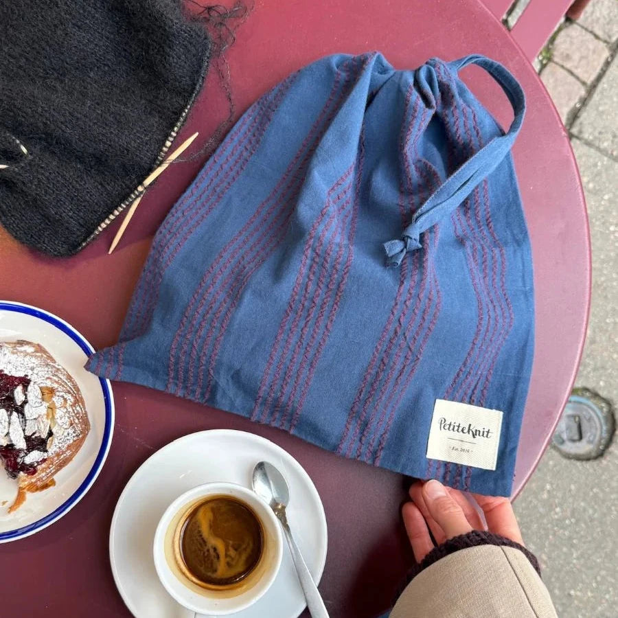 KNITTER'S STRING BAG - NIGHT SHADOW - Petiteknit Projektpose